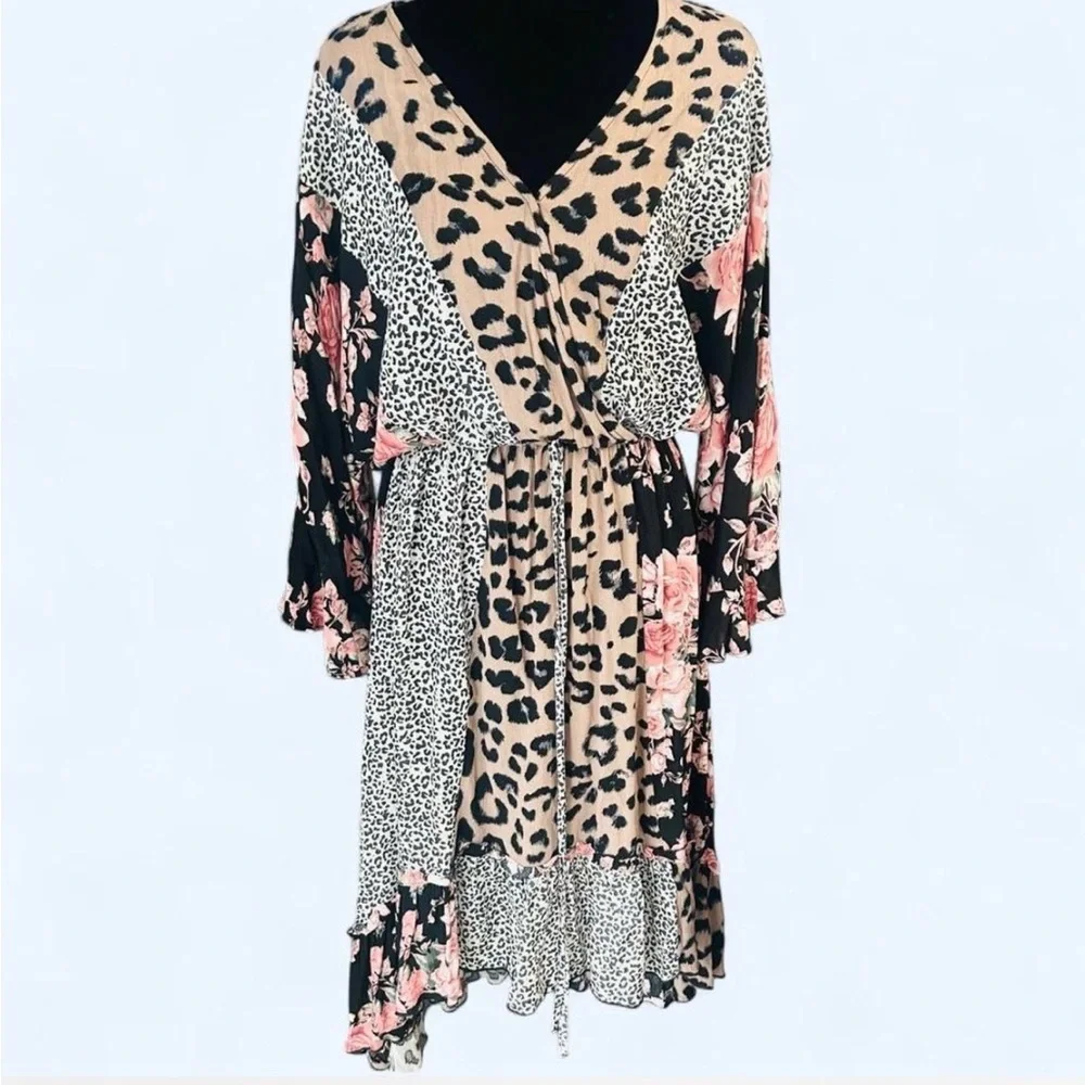GiGio Mixed Print Leopard Floral Boho Midi Dress Small Flowy Bell Sleeve - Picture 2 of 5